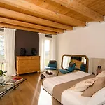 Casavostra - Ambience Frühstückspension 4*